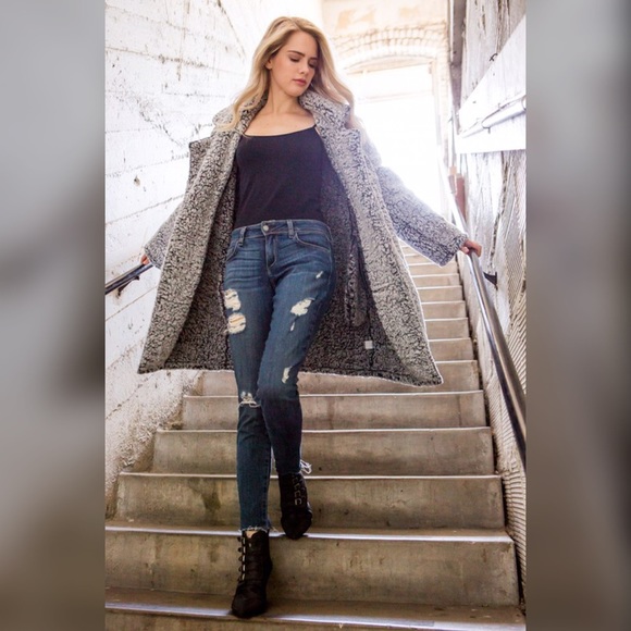 SALE!! Best Coat❤️LAST 1! Longline Sherpa Coat - Picture 2 of 3